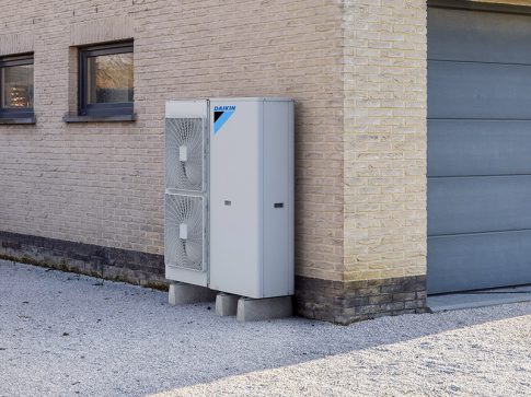 Daikin Altherma EDLQ lage temperatuur monobloc (buitenunit)